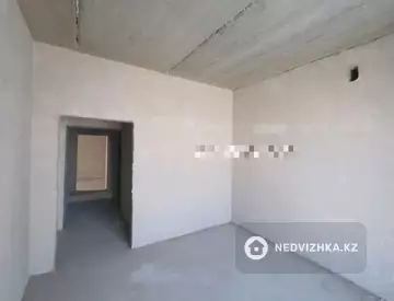3-комнатная квартира, этаж 9 из 12, 77 м²