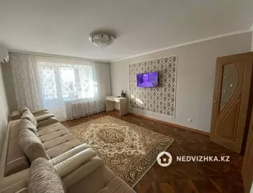 2-комнатная квартира, этаж 10 из 10, 66 м²