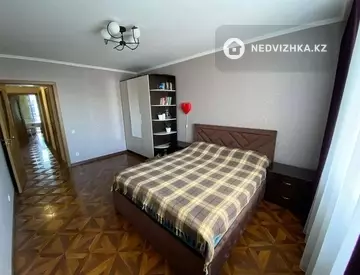 2-комнатная квартира, этаж 10 из 10, 66 м²