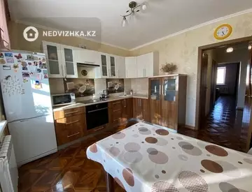 2-комнатная квартира, этаж 10 из 10, 66 м²