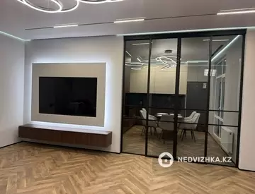 3-комнатная квартира, этаж 6 из 12, 111 м²