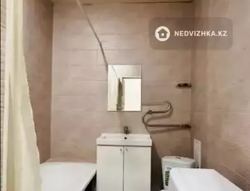 1-комнатная квартира, этаж 22 из 22, 32 м²