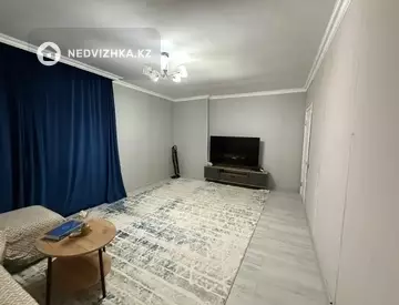 2-комнатная квартира, этаж 4 из 10, 80 м²