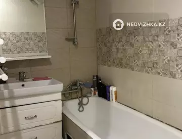 2-комнатная квартира, этаж 10 из 14, 65 м²