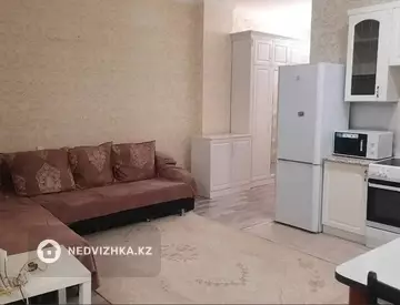 2-комнатная квартира, этаж 9 из 18, 63 м²