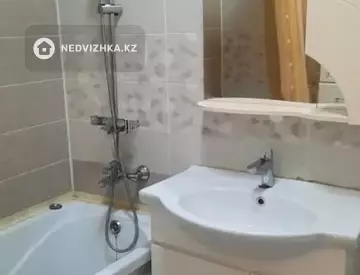 2-комнатная квартира, этаж 9 из 18, 63 м²