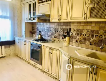 4-комнатная квартира, этаж 3 из 3, 89 м²