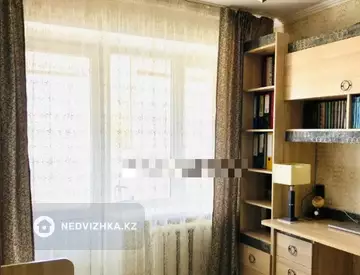 4-комнатная квартира, этаж 3 из 3, 89 м²