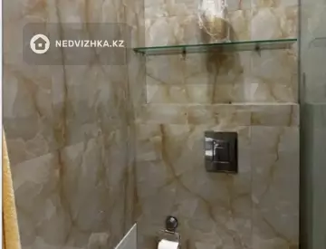 4-комнатная квартира, этаж 2 из 10, 122 м²