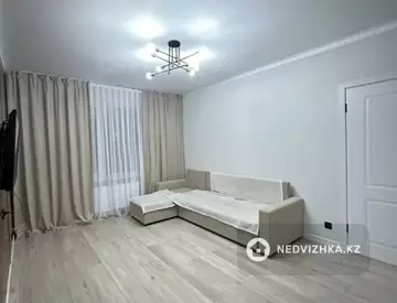3-комнатная квартира, этаж 2 из 17, 52 м²