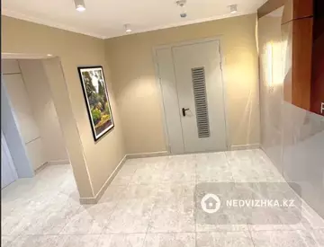 3-комнатная квартира, этаж 8 из 16, 85 м²