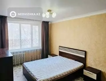 2-комнатная квартира, этаж 4 из 5, 45 м²