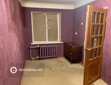 2-комнатная квартира, этаж 3 из 3, 48 м²