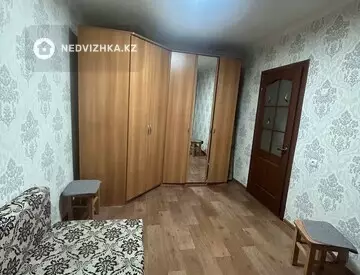 2-комнатная квартира, этаж 3 из 3, 45 м², на длительный срок