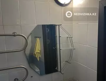 3-комнатная квартира, этаж 5 из 9, 52 м²