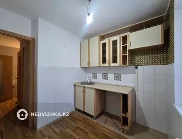 3-комнатная квартира, этаж 4 из 4, 58 м²