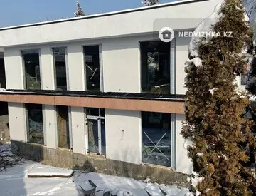 4-комнатный дом, 4 соток, 210 м²