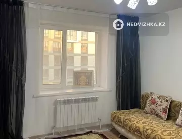 1-комнатная квартира, этаж 4 из 5, 28 м²