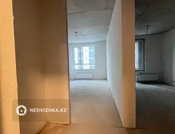 2-комнатная квартира, этаж 9 из 17, 42 м²