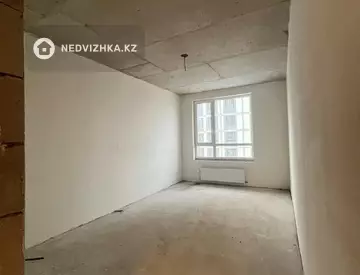 2-комнатная квартира, этаж 9 из 17, 42 м²