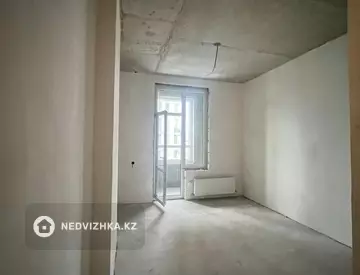 2-комнатная квартира, этаж 9 из 17, 42 м²