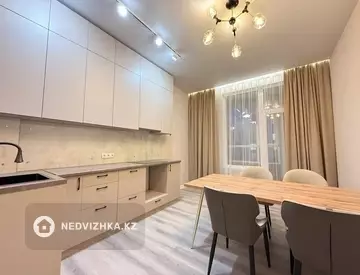 2-комнатная квартира, этаж 7 из 12, 67 м²