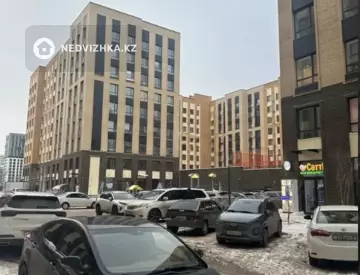 3-комнатная квартира, этаж 6 из 9, 81 м²