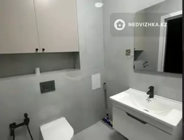 1-комнатная квартира, этаж 5 из 12, 37 м²