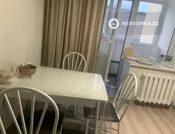 2-комнатная квартира, этаж 4 из 9, 58 м²