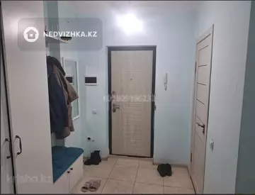 2-комнатная квартира, этаж 10 из 10, 63 м²