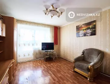 3-комнатная квартира, этаж 1 из 2, 58 м²
