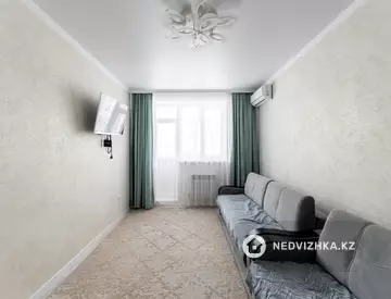 3-комнатная квартира, этаж 4 из 10, 62 м²