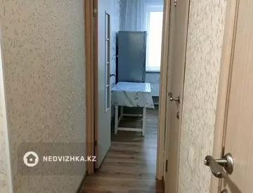 1-комнатная квартира, этаж 4 из 5, 38 м²