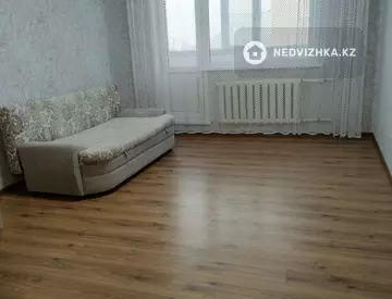 1-комнатная квартира, этаж 4 из 5, 38 м²