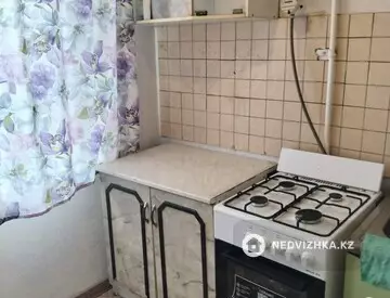 2-комнатная квартира, этаж 4 из 5, 46 м², На длительный срок