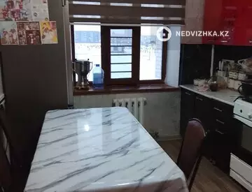 3-комнатная квартира, этаж 3 из 3, 65 м²