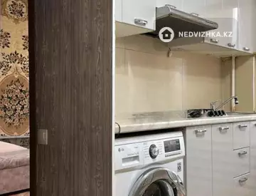 2-комнатная квартира, этаж 3 из 5, 22 м²