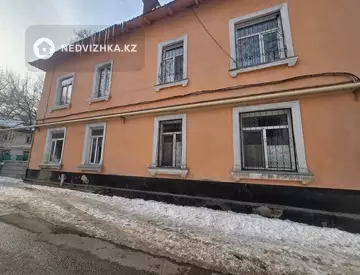 2-комнатная квартира, этаж 1 из 2, 48 м²