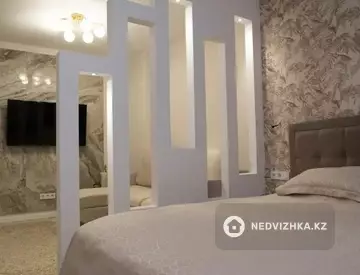 1-комнатная квартира, этаж 6 из 10, 43 м²