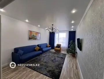 3-комнатная квартира, этаж 9 из 12, 90 м²