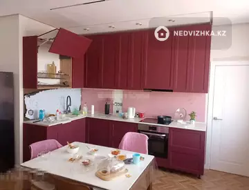 3-комнатная квартира, этаж 14 из 22, 95 м²