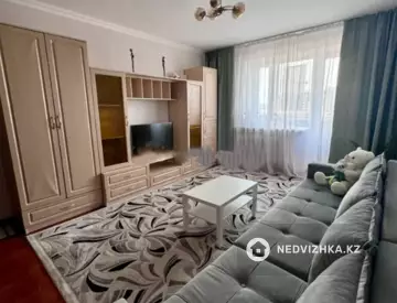 1-комнатная квартира, этаж 12 из 12, 47 м²