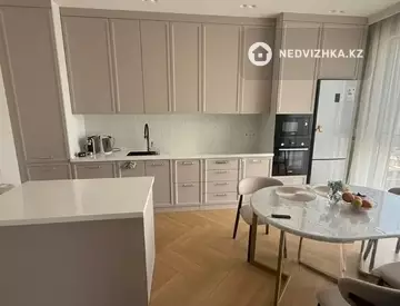 2-комнатная квартира, этаж 9 из 21, 80 м²
