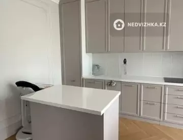2-комнатная квартира, этаж 9 из 21, 80 м²