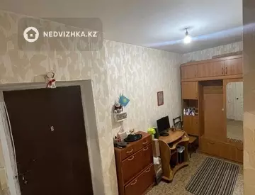 1-комнатная квартира, этаж 3 из 9, 35 м²