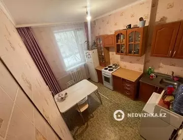 1-комнатная квартира, этаж 3 из 9, 35 м²