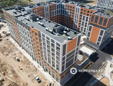 2-комнатная квартира, этаж 8 из 9, 47 м²