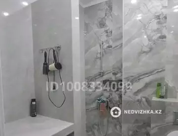 3-комнатная квартира, этаж 3 из 18, 90 м²