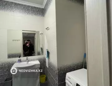 3-комнатная квартира, этаж 8 из 13, 90 м²