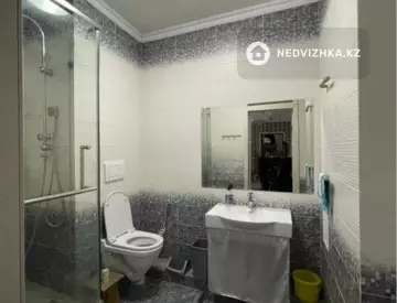 3-комнатная квартира, этаж 8 из 13, 90 м²